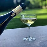 农家乐 Biondelli Wine & *